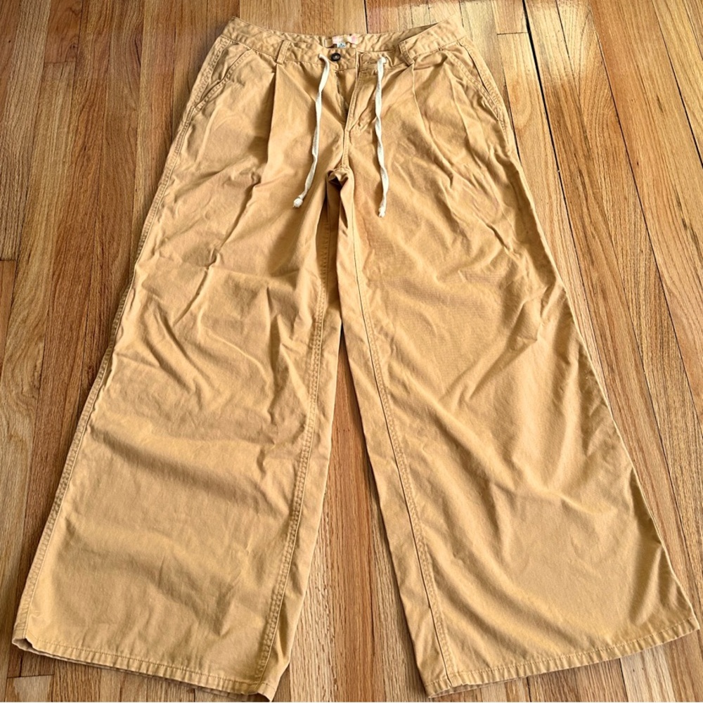 Urban Outfitters Pleated Wide Leg Trousers - Picture 5 of 10